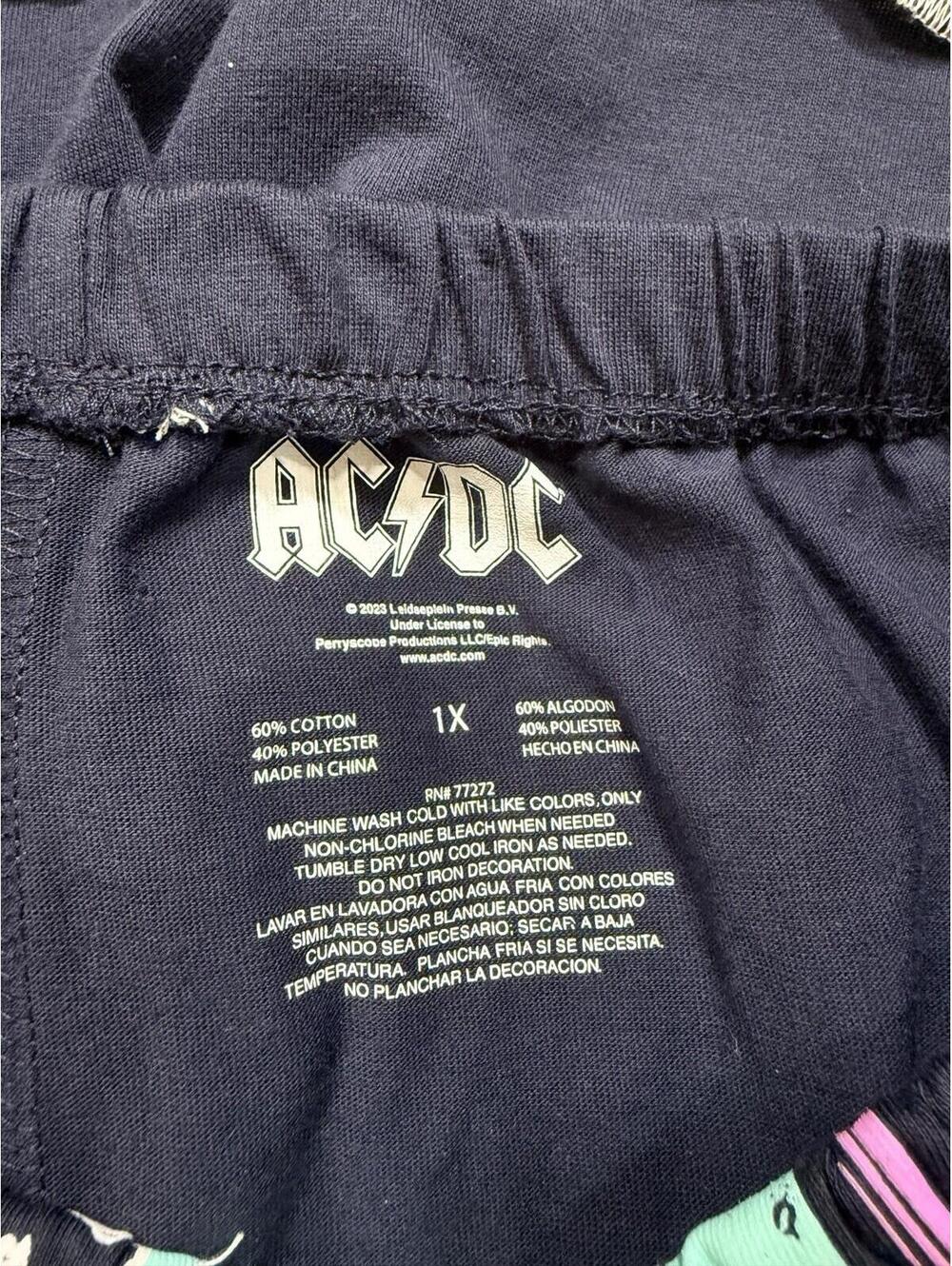Women's AC/DC Pull-On Pocket Graphic Shorts - Navy Blue 1X - Picture 3 of 9